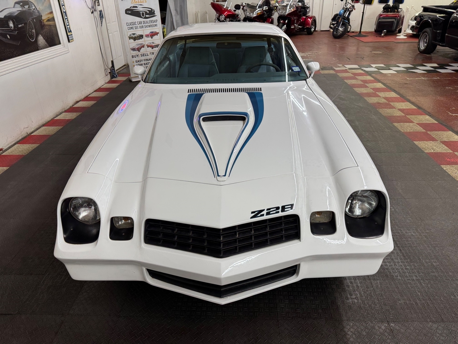 Chevrolet-Camaro-1979-2-Door-4