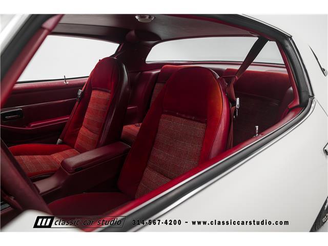 Chevrolet-Camaro-1979-2dr-Car-24