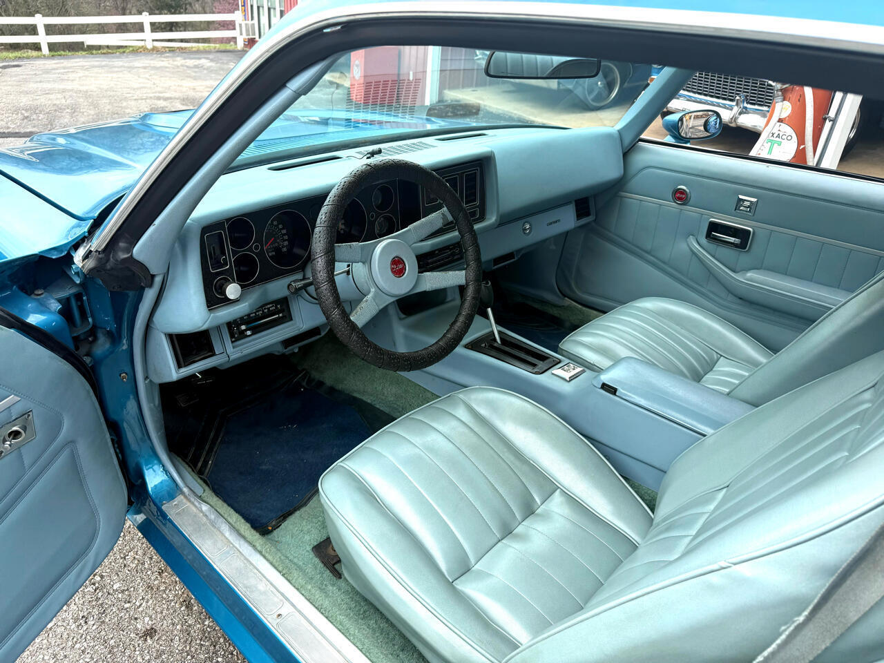 Chevrolet-Camaro-1979-American-Muscle-Car-14