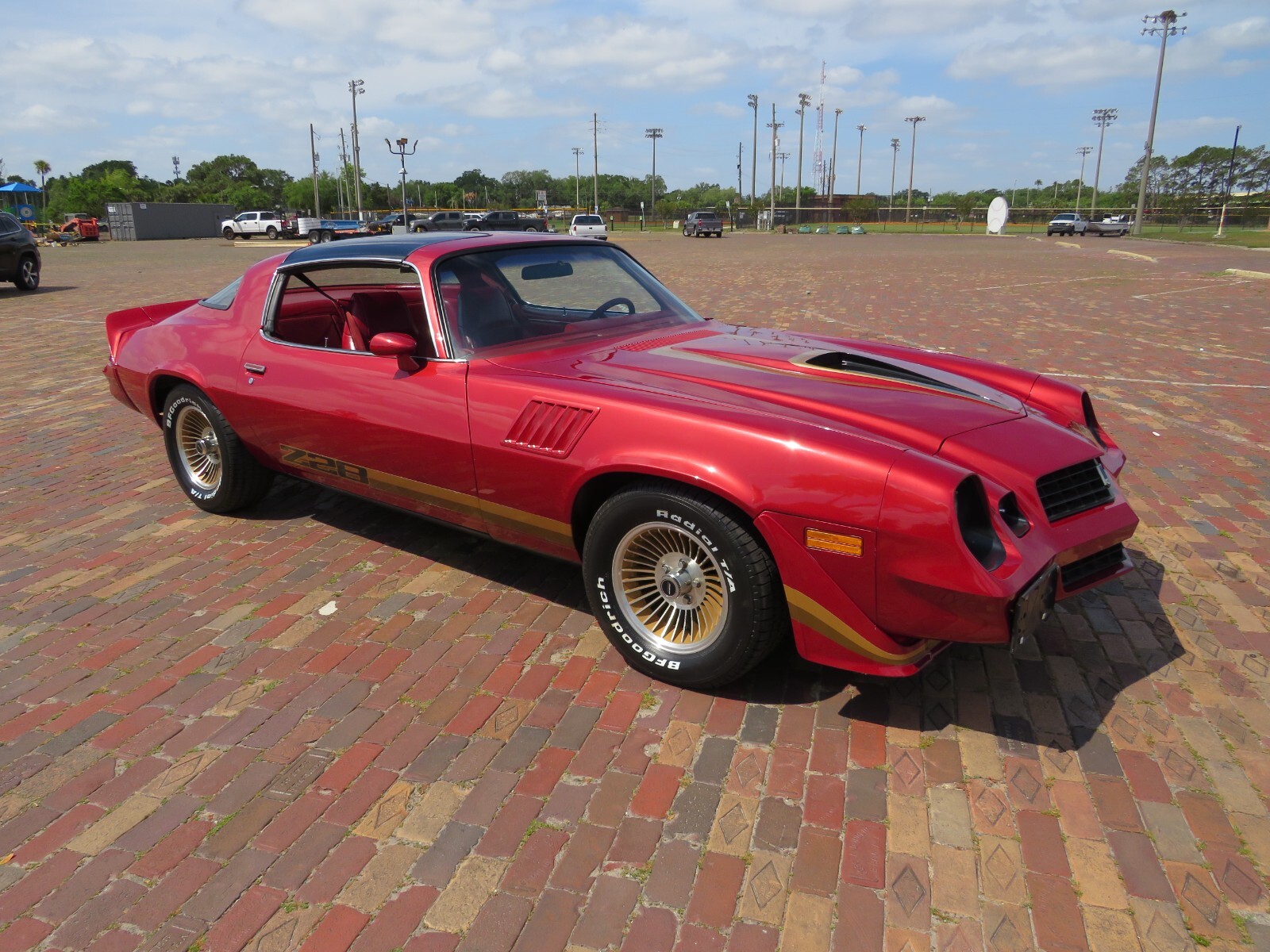 Chevrolet-Camaro-1979-Coupe-1