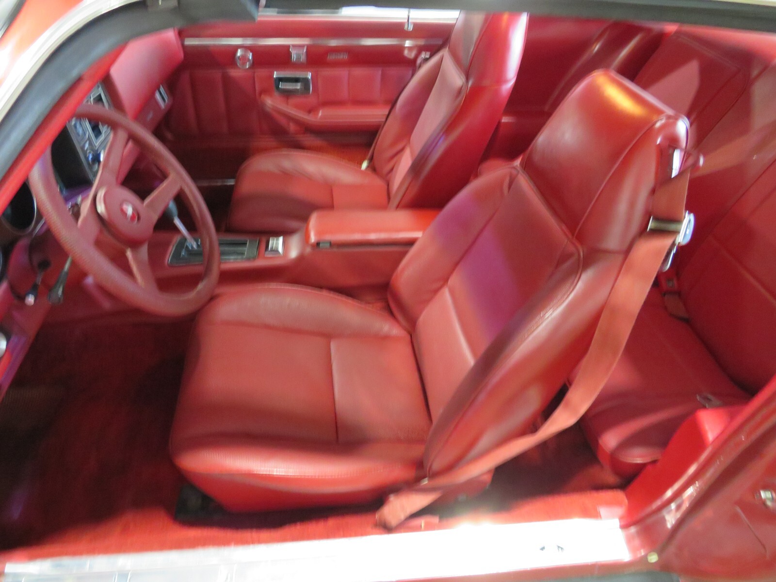 Chevrolet-Camaro-1979-Coupe-11