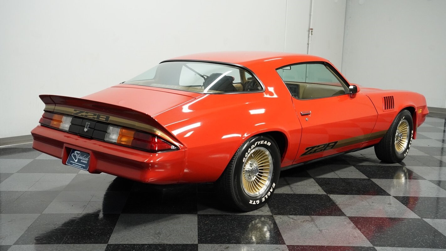 Chevrolet-Camaro-1979-Coupe-11