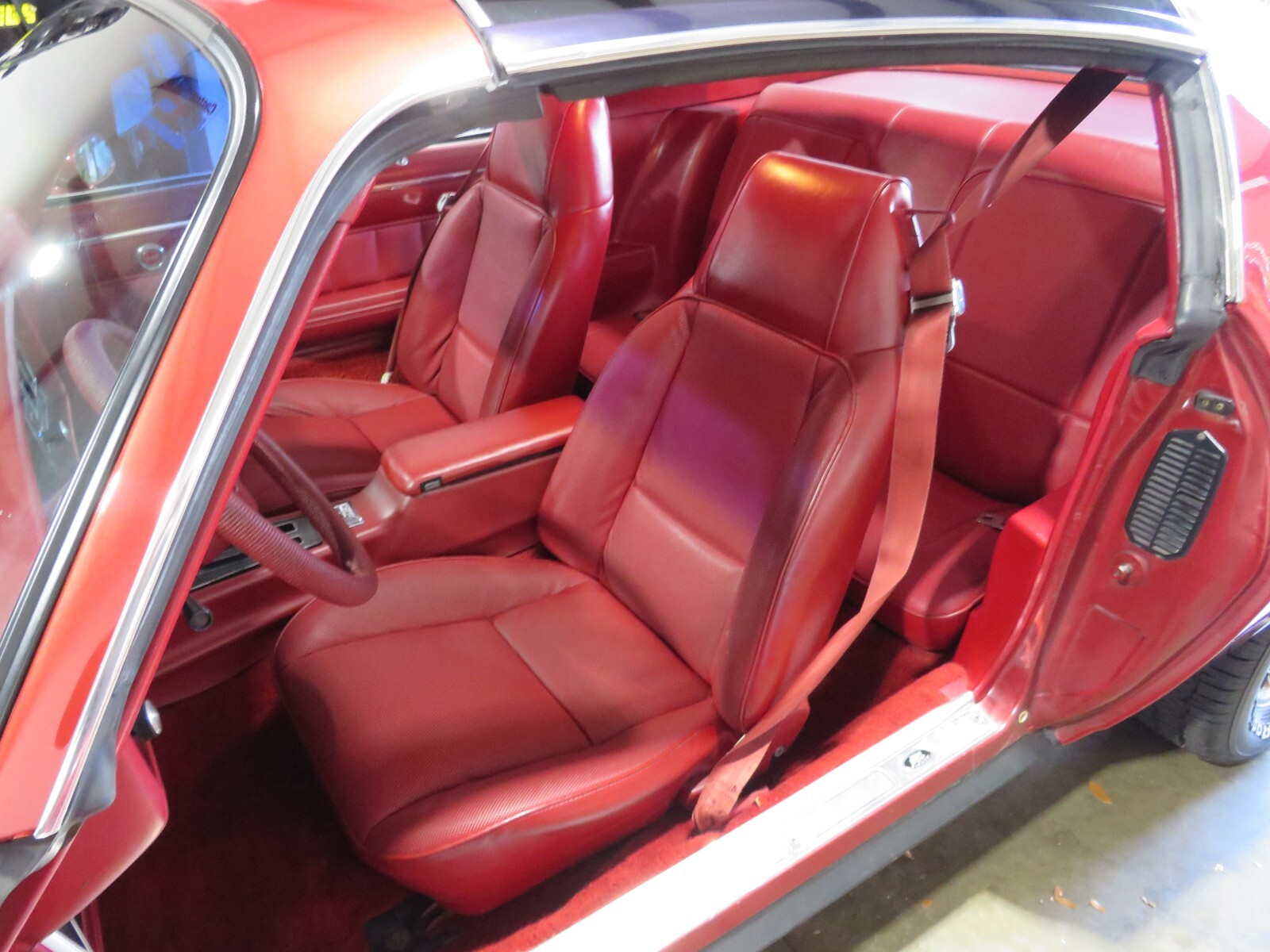 Chevrolet-Camaro-1979-Coupe-12