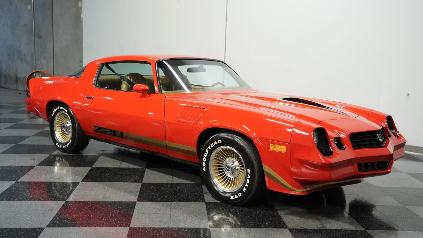 Chevrolet-Camaro-1979-Coupe-13