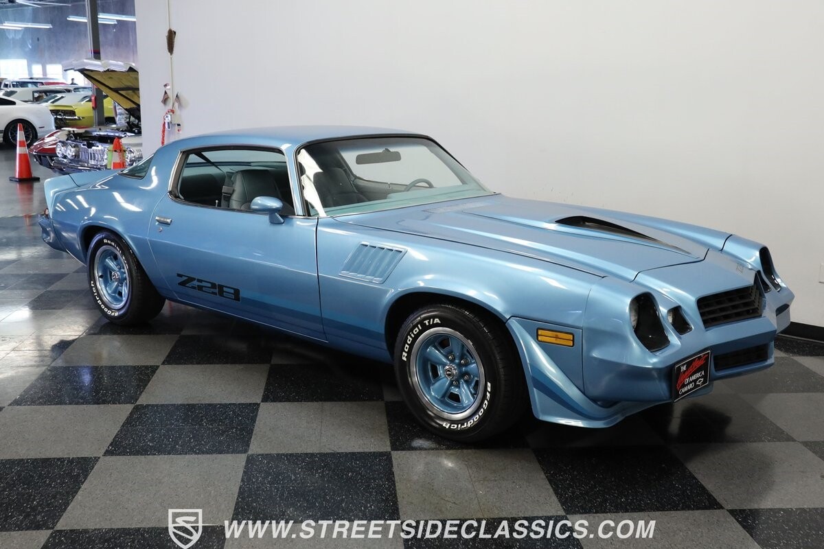 Chevrolet-Camaro-1979-Coupe-13