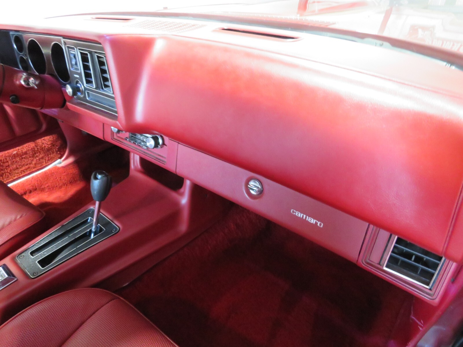 Chevrolet-Camaro-1979-Coupe-16