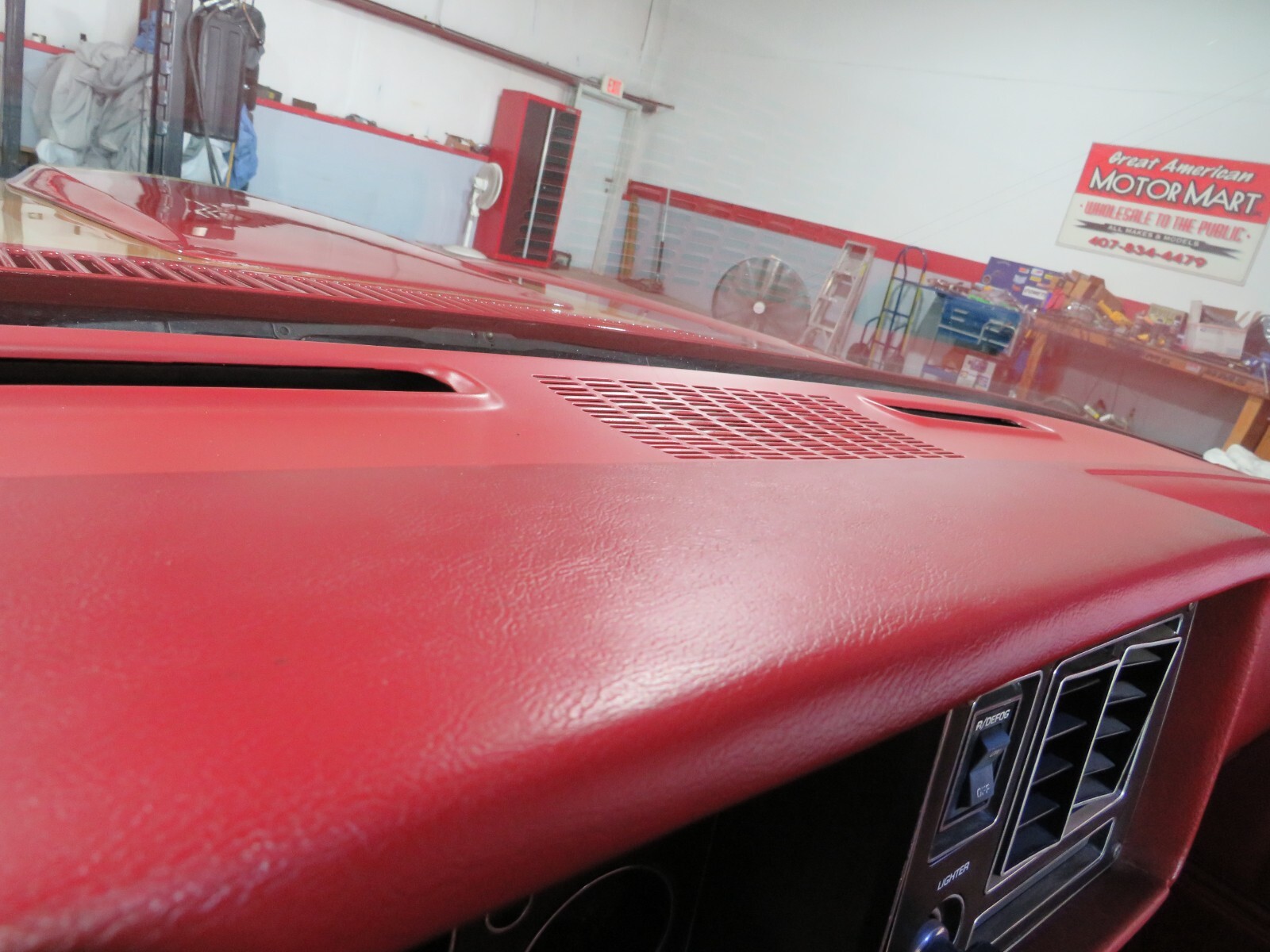Chevrolet-Camaro-1979-Coupe-17