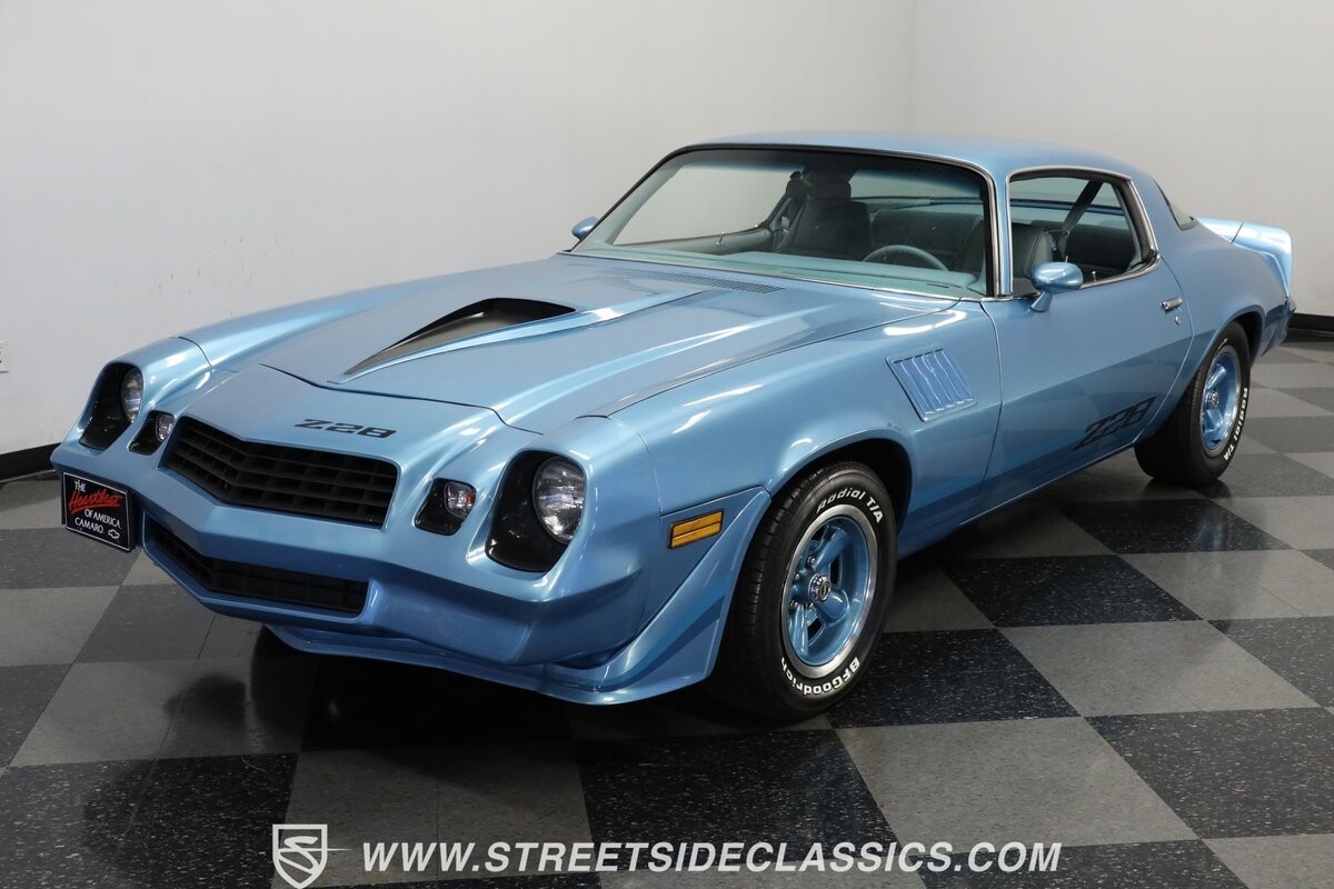 Chevrolet-Camaro-1979-Coupe-17