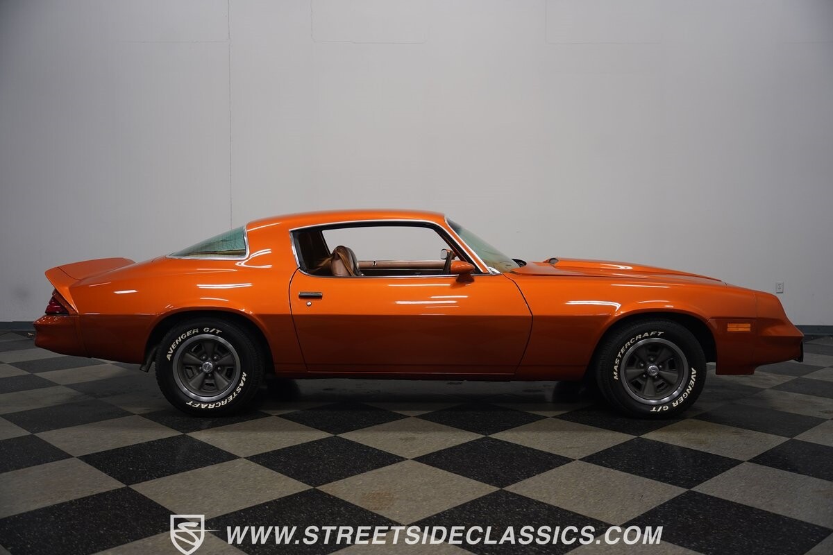 Chevrolet-Camaro-1979-Coupe-17