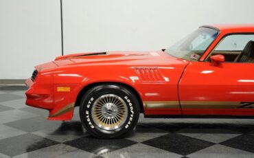 Chevrolet-Camaro-1979-Coupe-19