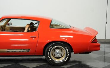 Chevrolet-Camaro-1979-Coupe-20