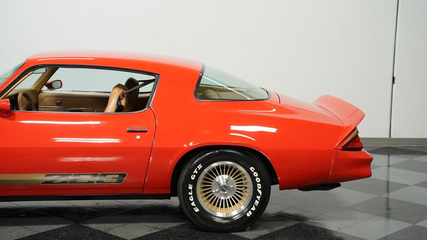 Chevrolet-Camaro-1979-Coupe-20