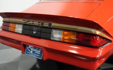 Chevrolet-Camaro-1979-Coupe-21