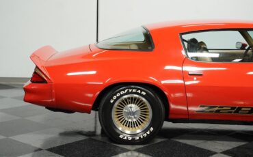 Chevrolet-Camaro-1979-Coupe-23