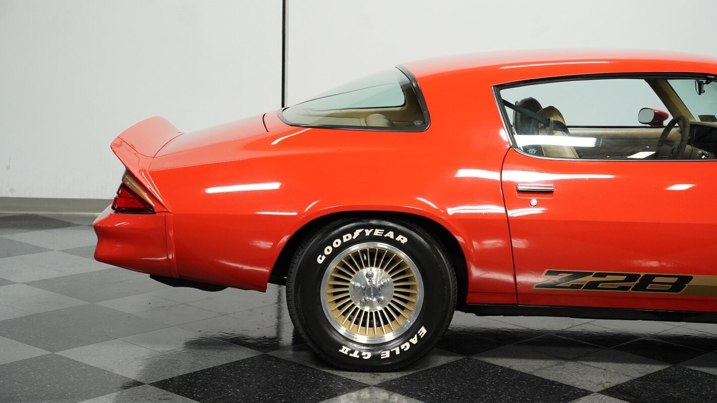 Chevrolet-Camaro-1979-Coupe-23