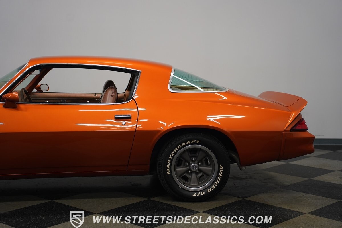 Chevrolet-Camaro-1979-Coupe-28