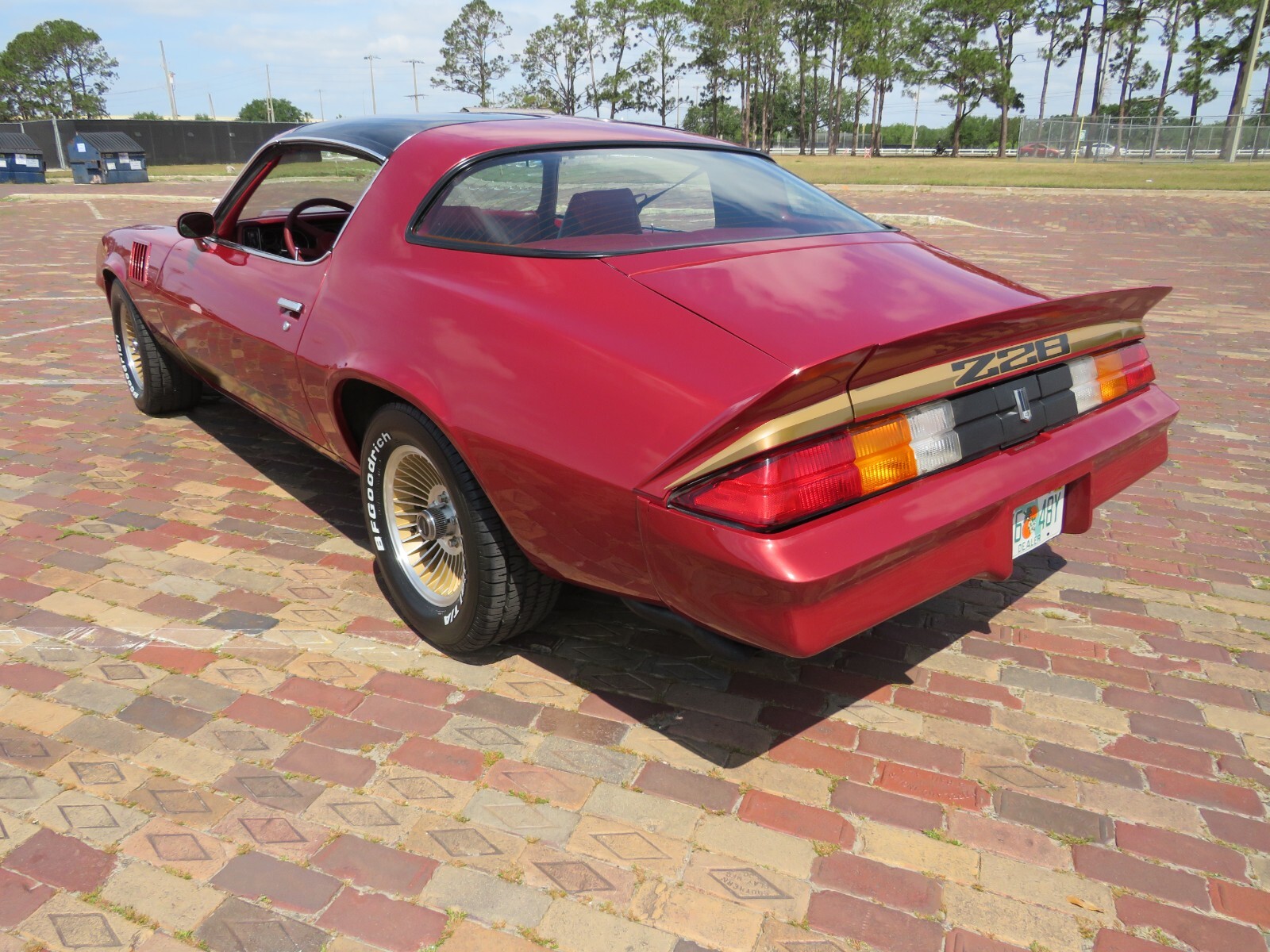 Chevrolet-Camaro-1979-Coupe-3