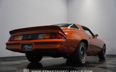 Chevrolet-Camaro-1979-Coupe-32