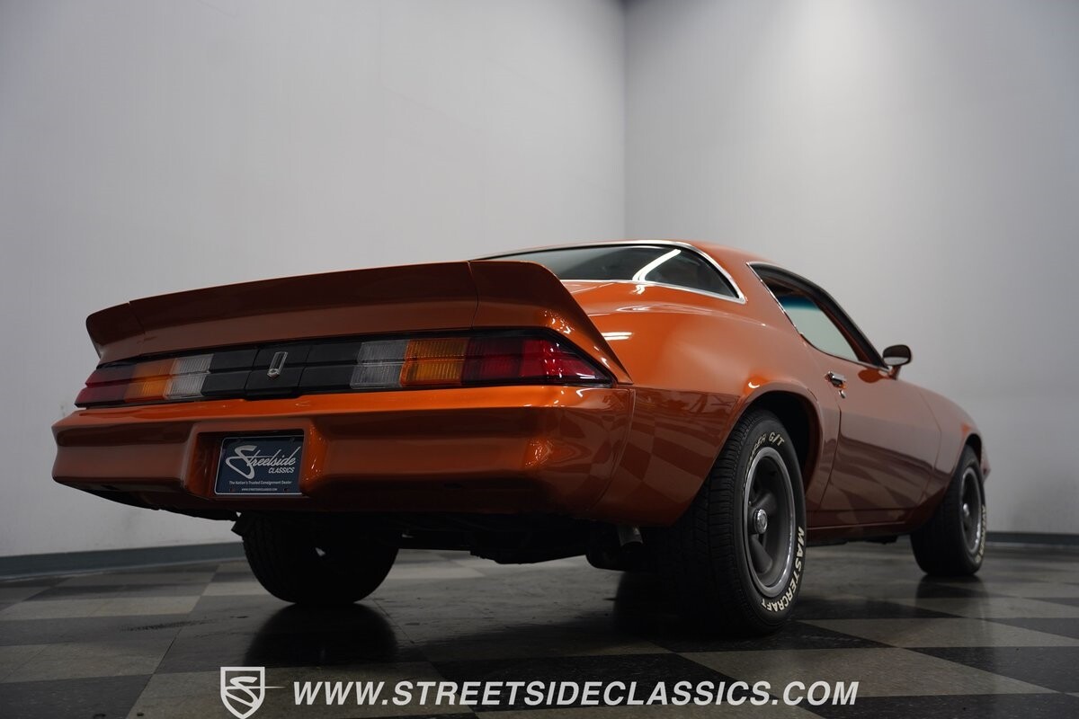 Chevrolet-Camaro-1979-Coupe-32