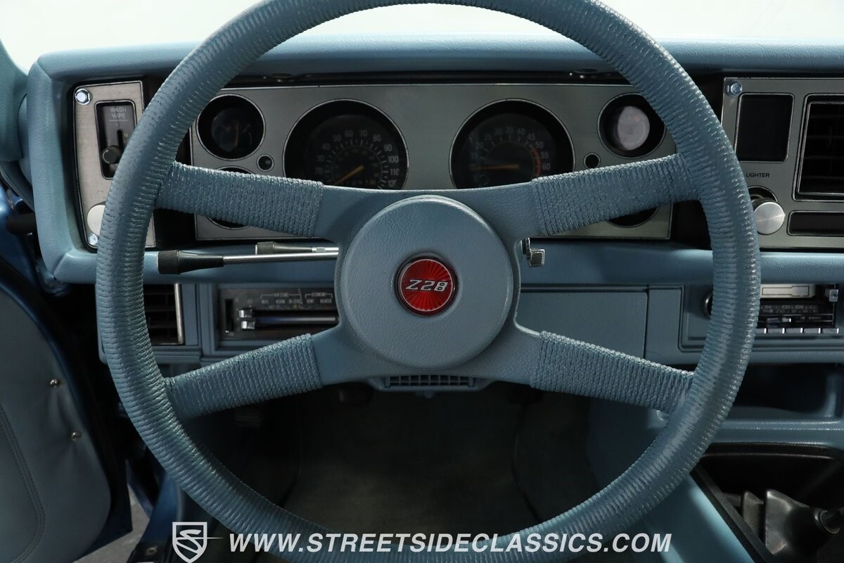 Chevrolet-Camaro-1979-Coupe-35