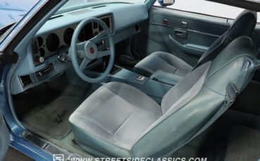 Chevrolet-Camaro-1979-Coupe-4