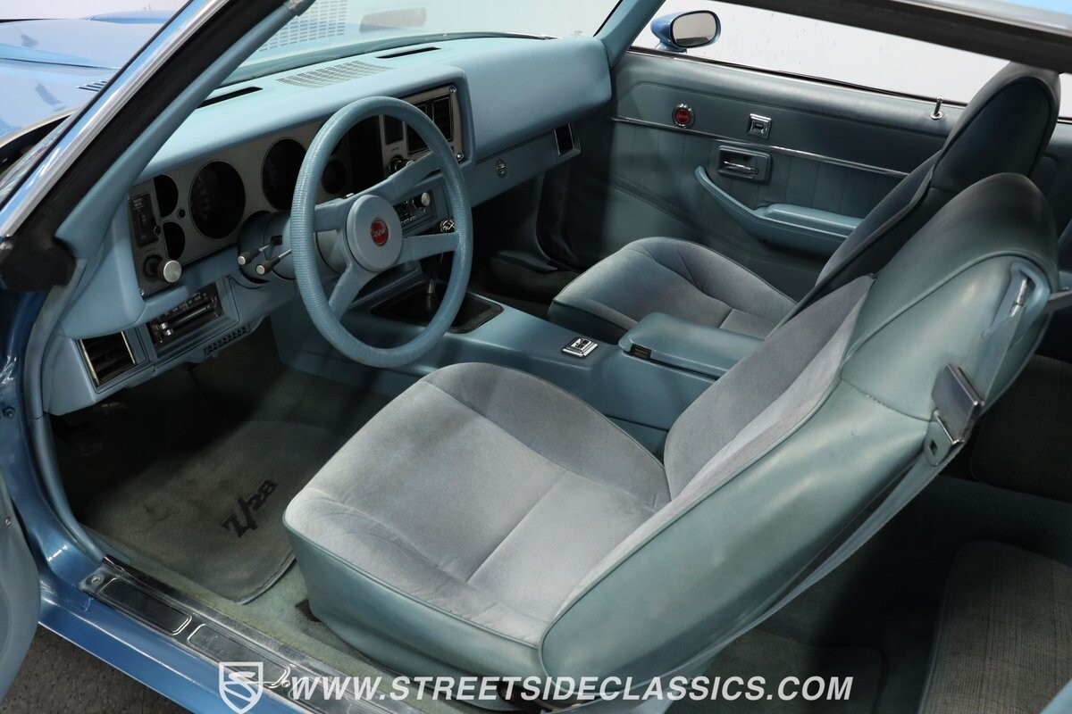 Chevrolet-Camaro-1979-Coupe-4