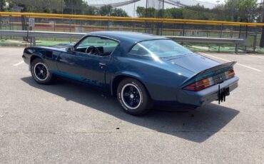 Chevrolet-Camaro-1979-Coupe-5