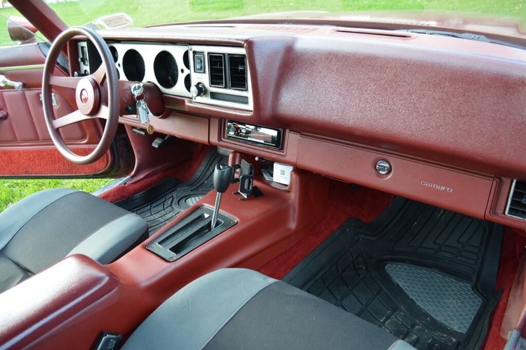 Chevrolet-Camaro-1979-Coupe-8