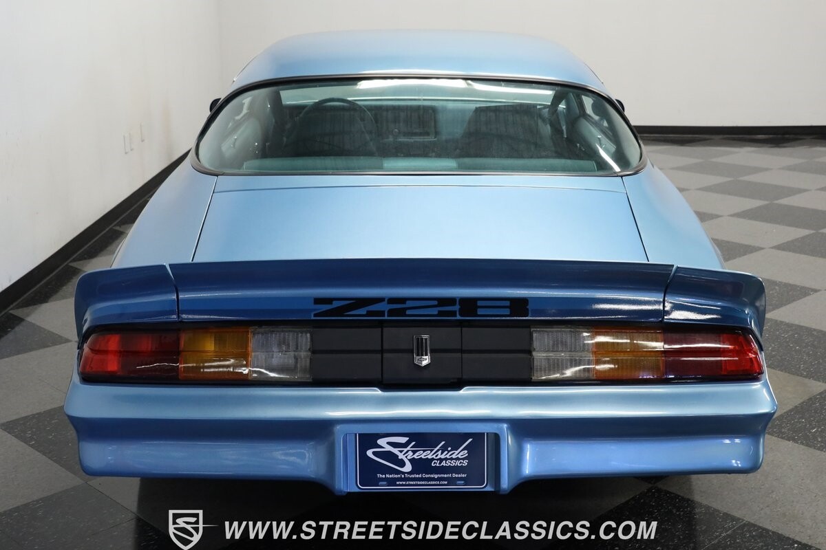Chevrolet-Camaro-1979-Coupe-8