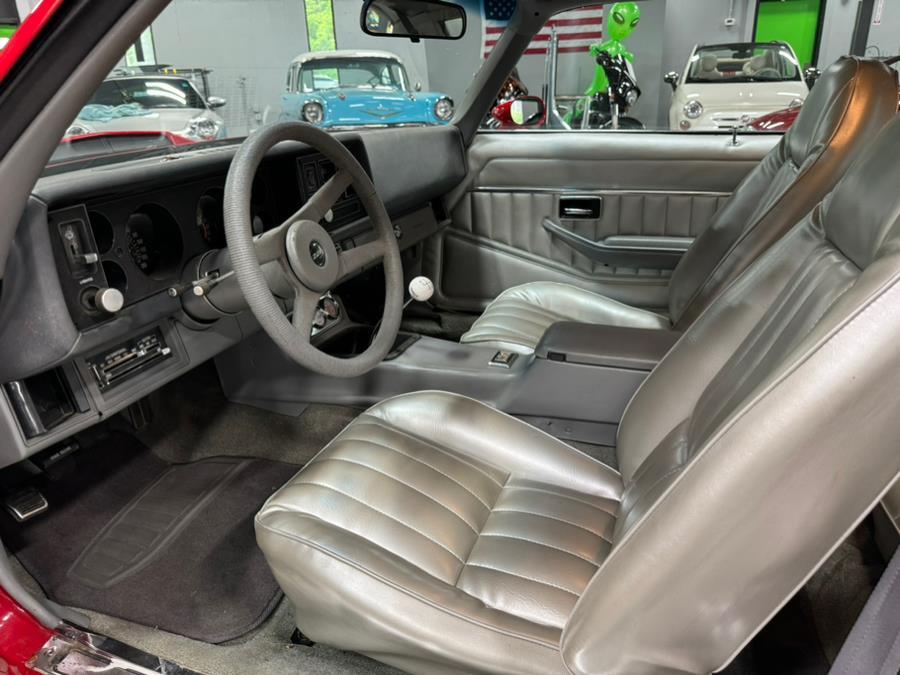 Chevrolet-Camaro-1980-2-Door-Coupe-12