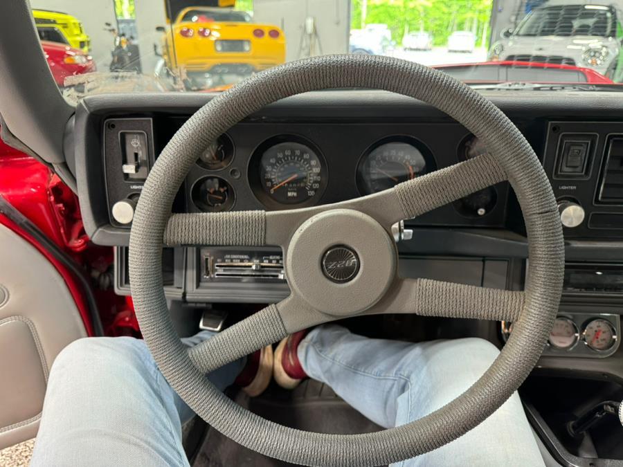 Chevrolet-Camaro-1980-2-Door-Coupe-13