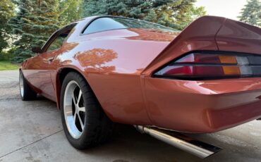 Chevrolet-Camaro-1980-Coupe-12