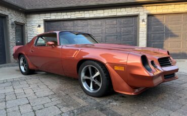 Chevrolet-Camaro-1980-Coupe-2