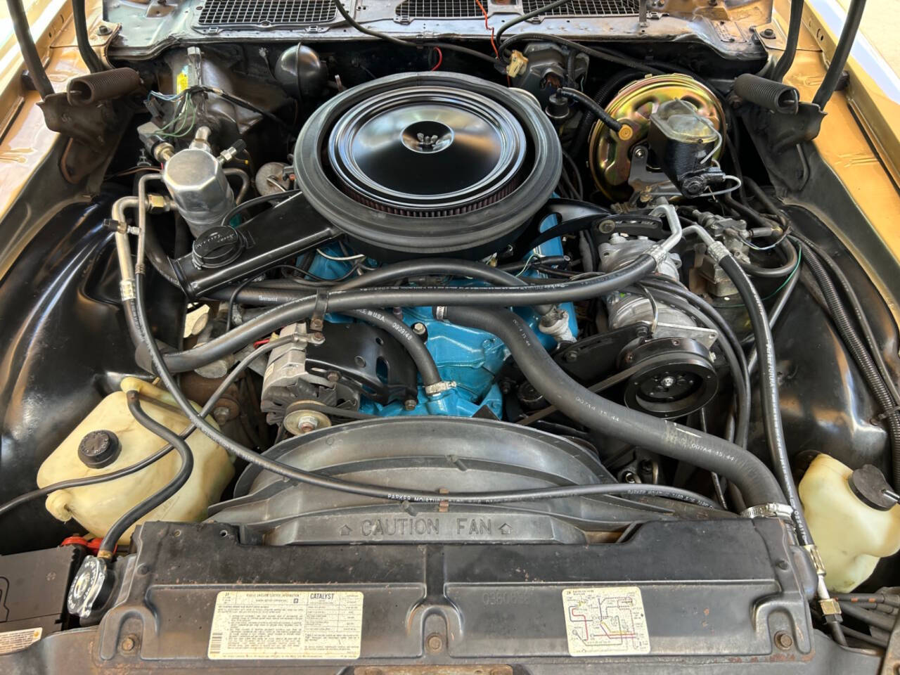 Chevrolet-Camaro-1980-Hatchback-24