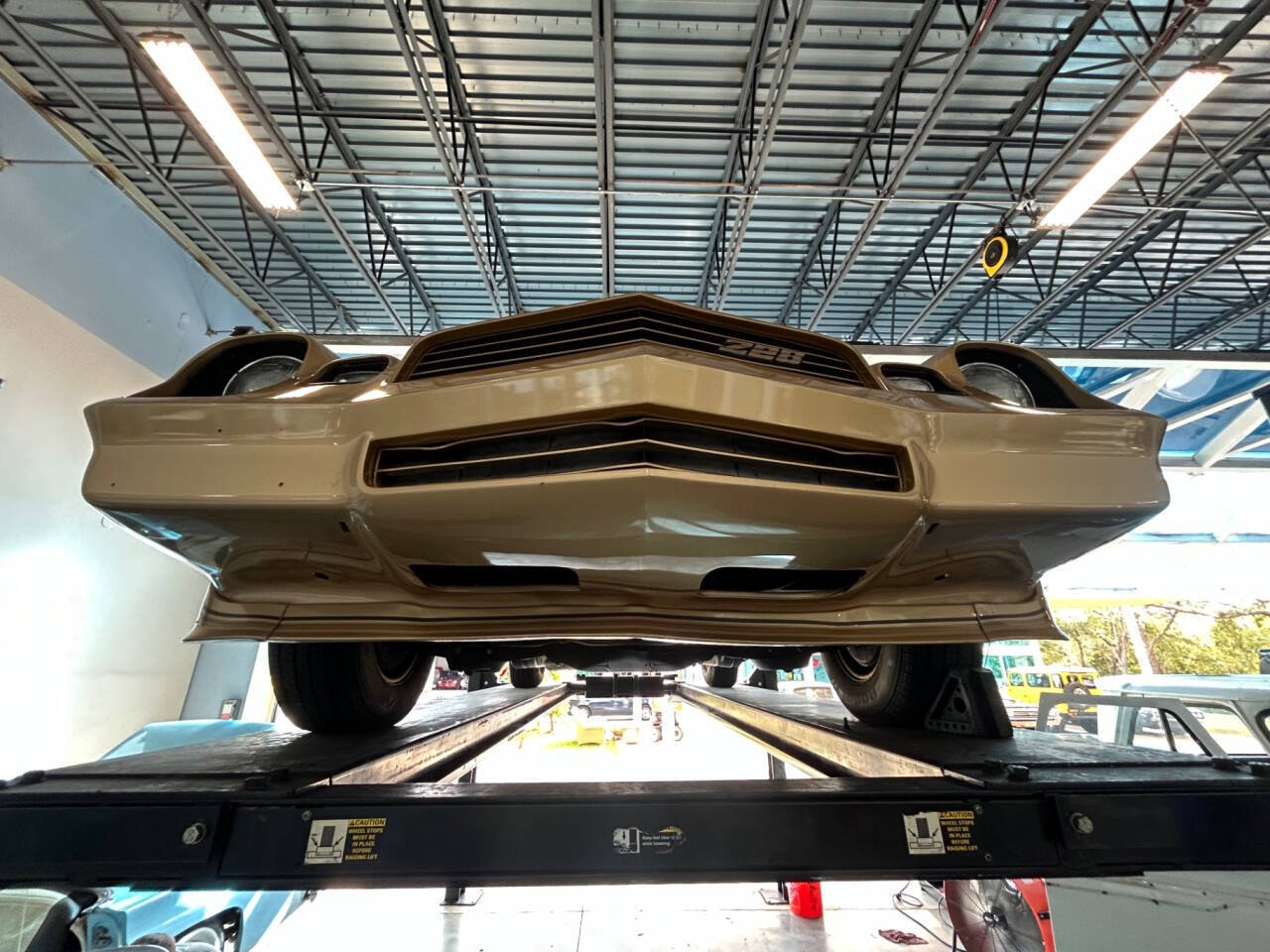 Chevrolet-Camaro-1980-Hatchback-37