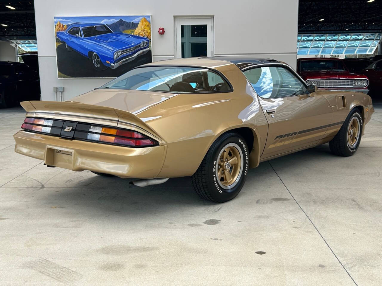 Chevrolet-Camaro-1980-Hatchback-4