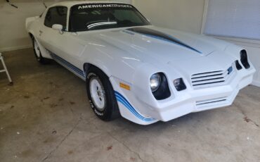 Chevrolet-Camaro-1981-1