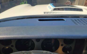 Chevrolet-Camaro-1981-32