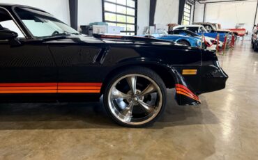 Chevrolet-Camaro-1981-American-Muscle-Car-7