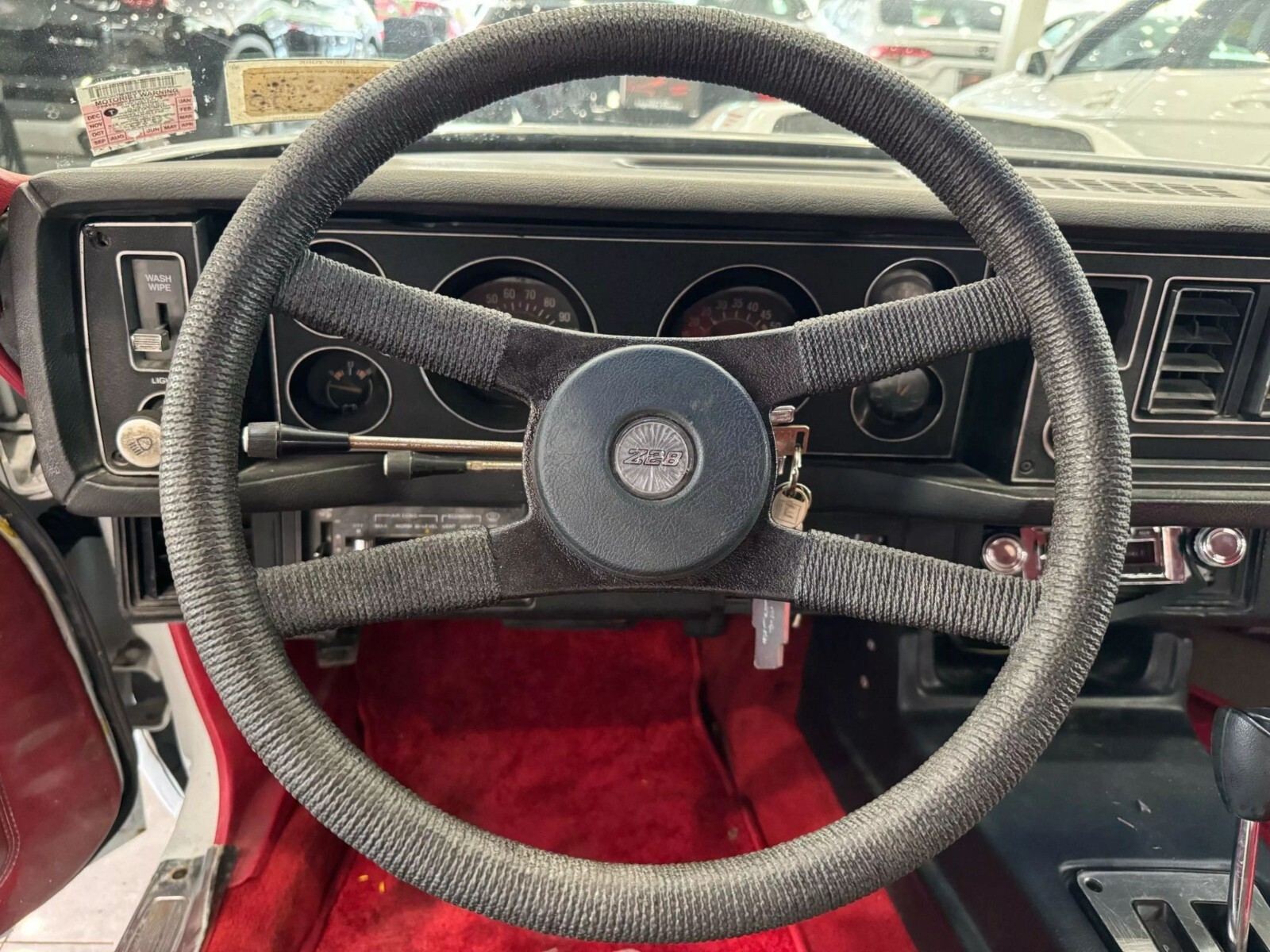 Chevrolet-Camaro-1981-Coupe-10