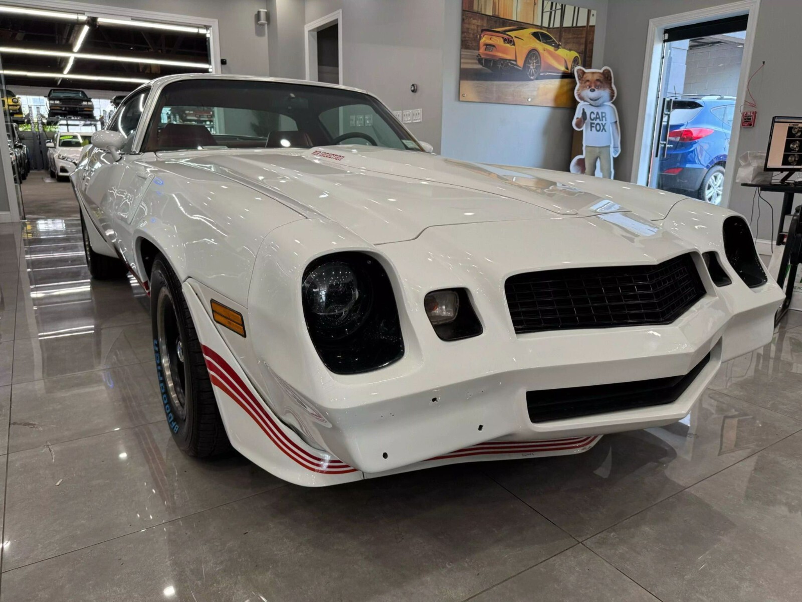 Chevrolet-Camaro-1981-Coupe-4