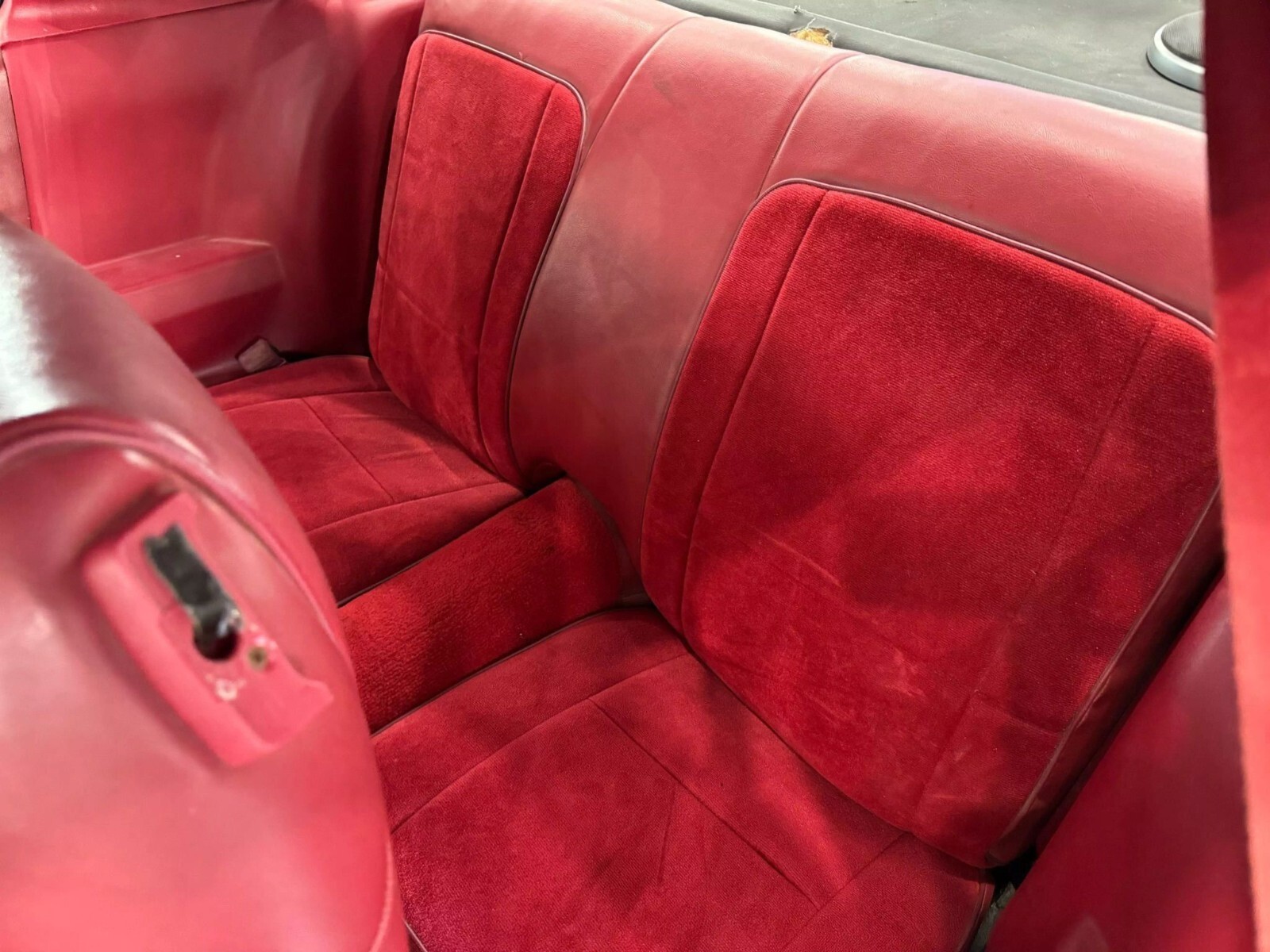 Chevrolet-Camaro-1981-Coupe-7