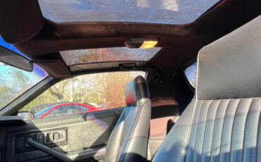 Chevrolet-Camaro-1982-Coupe-15