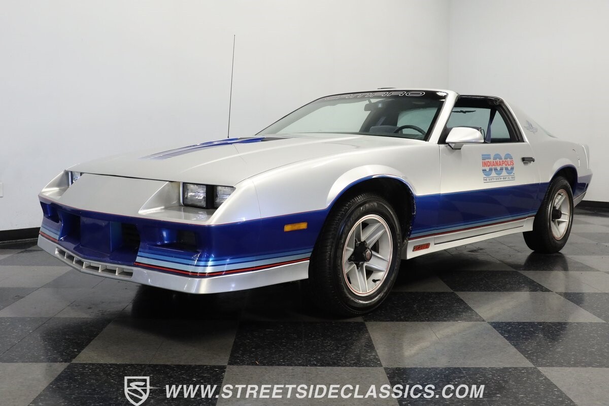 Chevrolet-Camaro-1982-Coupe-20