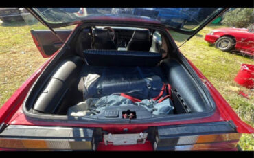 Chevrolet-Camaro-1982-Coupe-21