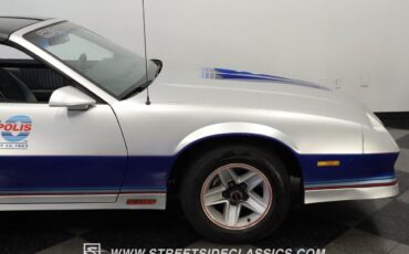 Chevrolet-Camaro-1982-Coupe-28