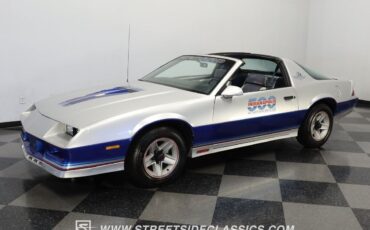Chevrolet-Camaro-1982-Coupe-5
