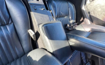 Chevrolet-Camaro-1982-Coupe-8