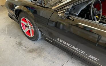 Chevrolet-Camaro-1985-17