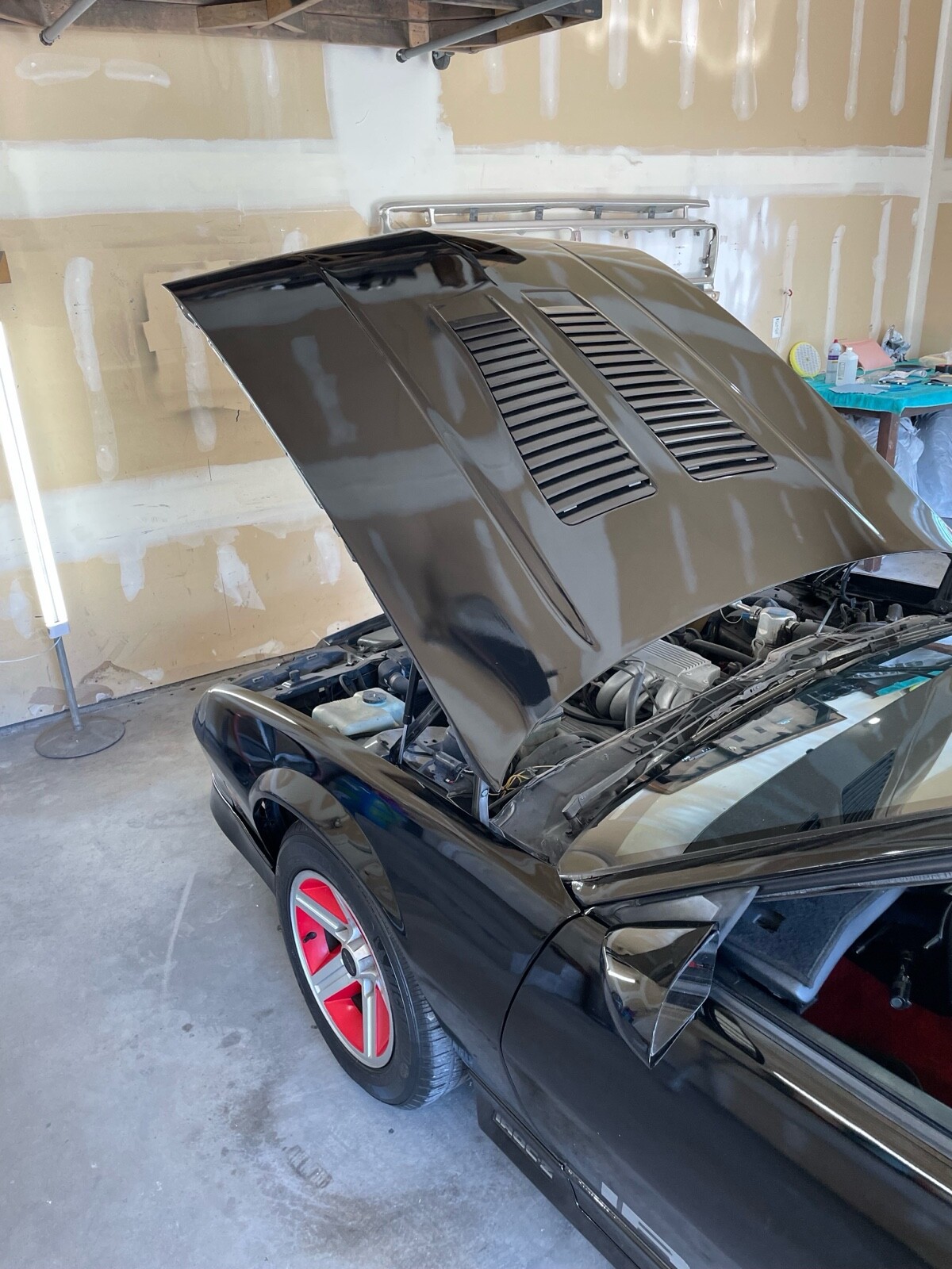 Chevrolet-Camaro-1985-18